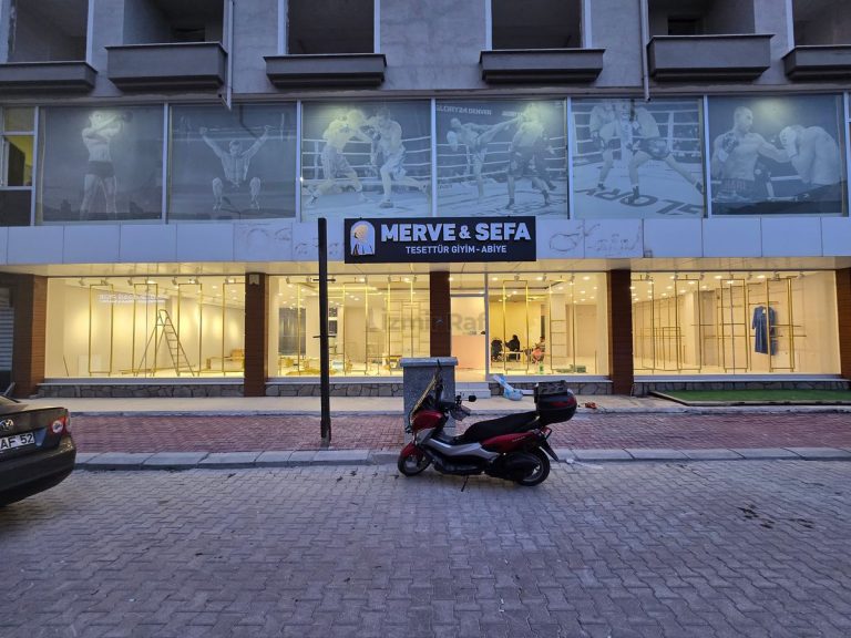Bayan-Butik-Magaza-Raflari-izmir-raf-sistemleri-raf-ve-magaza-tasarim-1